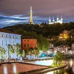 Appartement Climatise Terrasse Vue Sur Et Les Quais De Saone Lyon